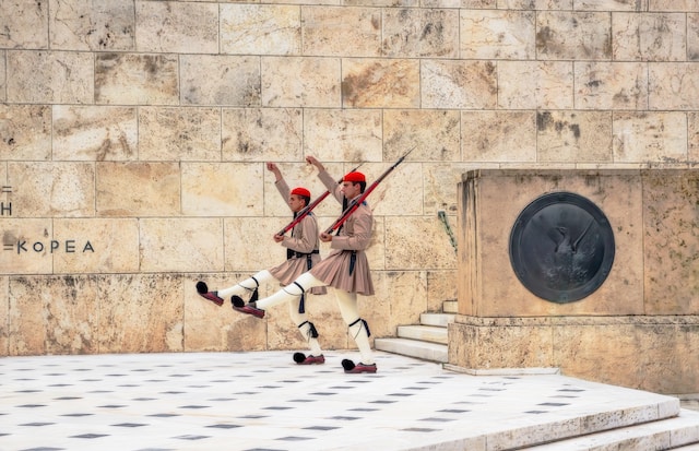 greek guards